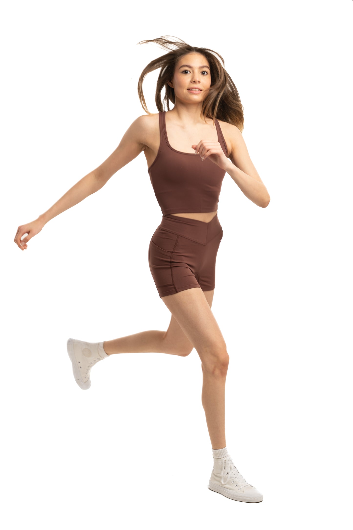 Sculpture set Sports crop and V-shape shorts