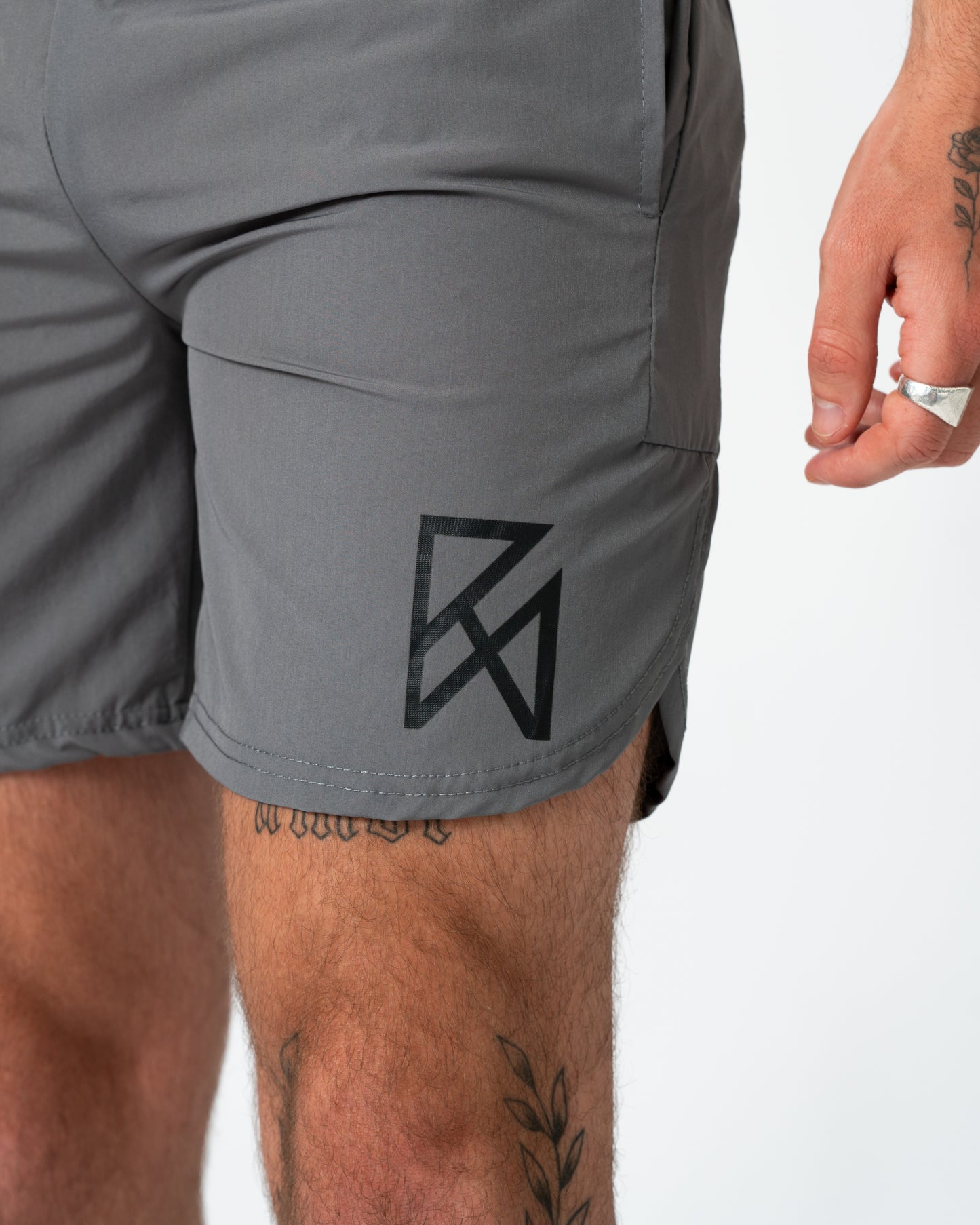 Sculpture Easy-dry gym shorts