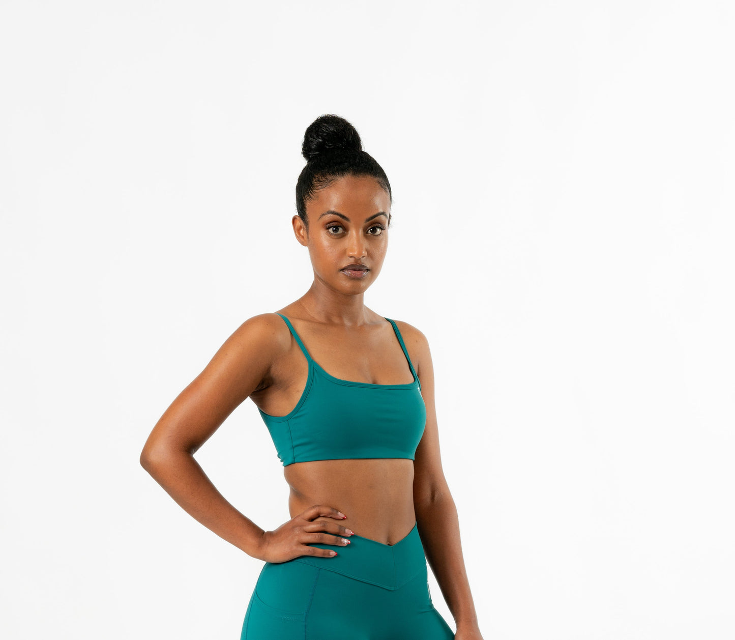 Sculpture Twisted sports bra