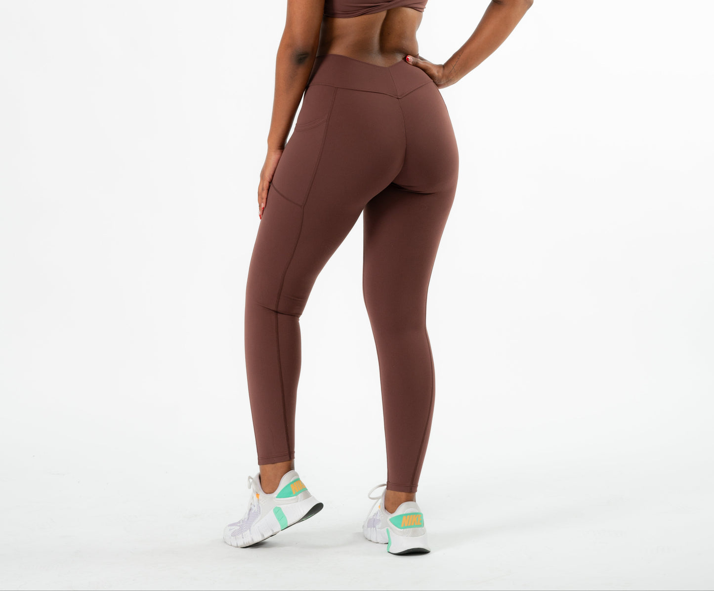 Sculpture V-shape leggings