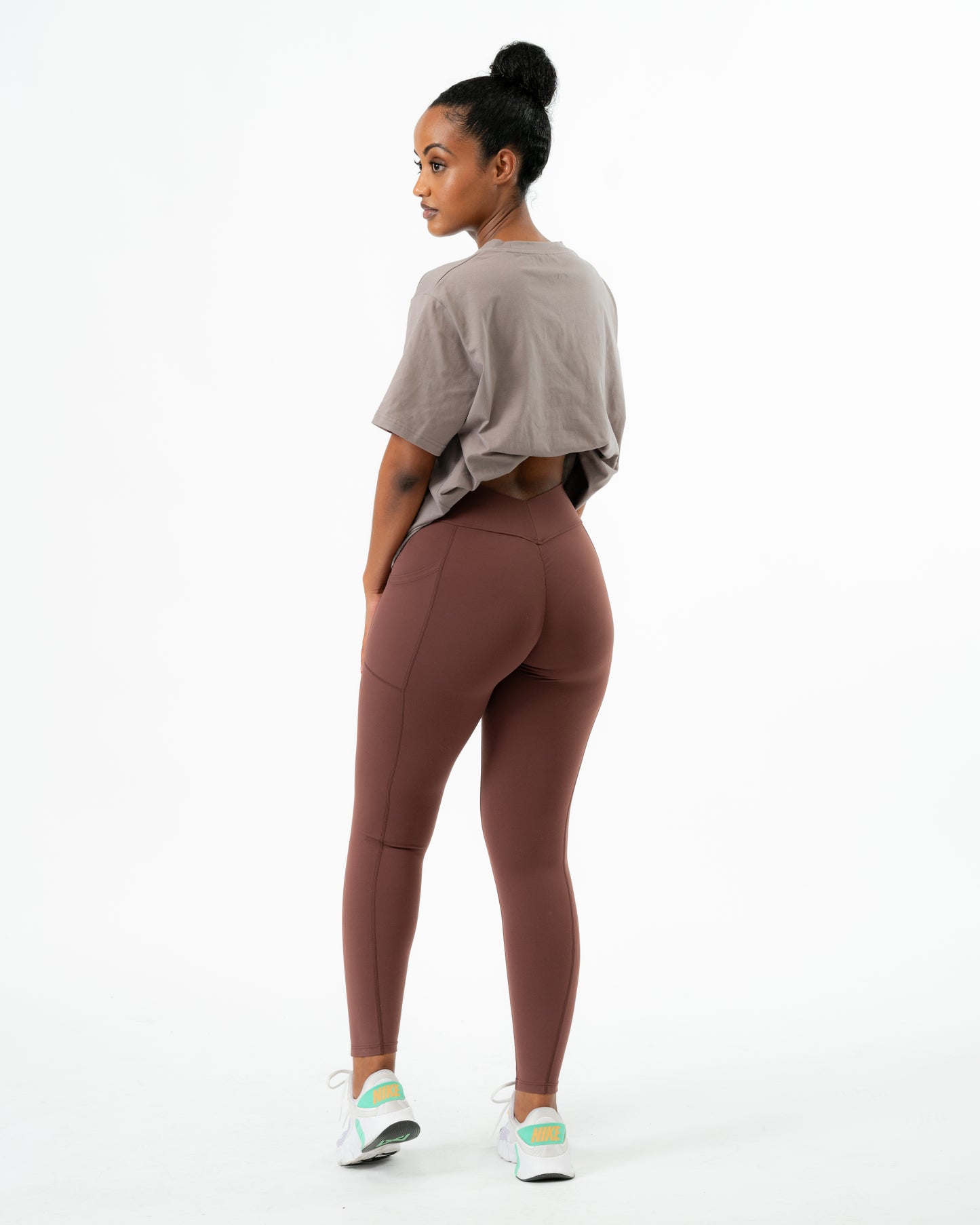 Sculpture V-shape leggings