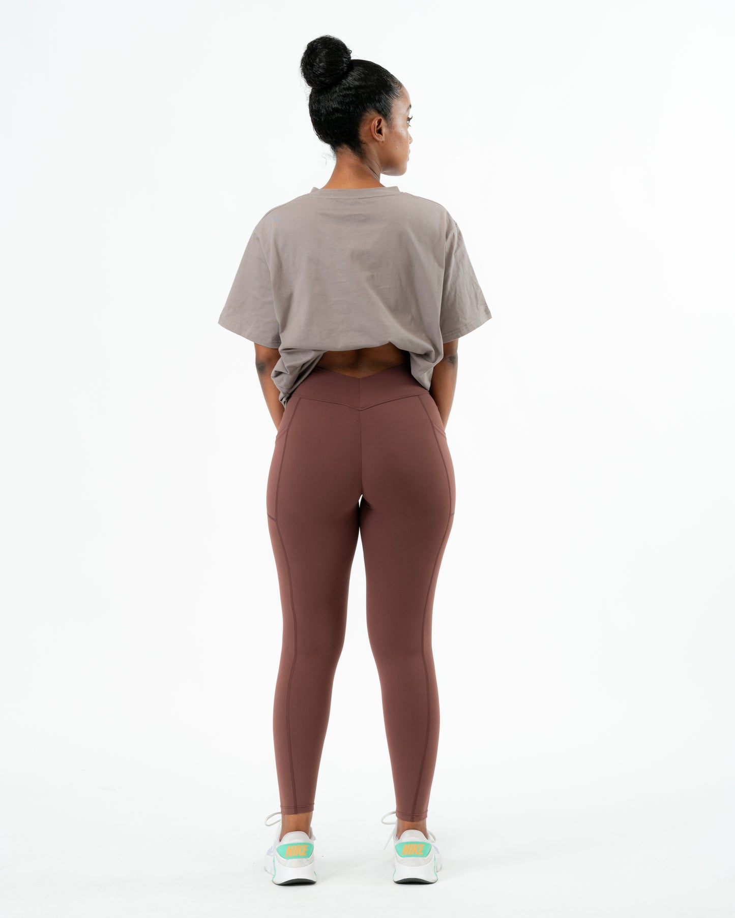 Sculpture V-shape leggings